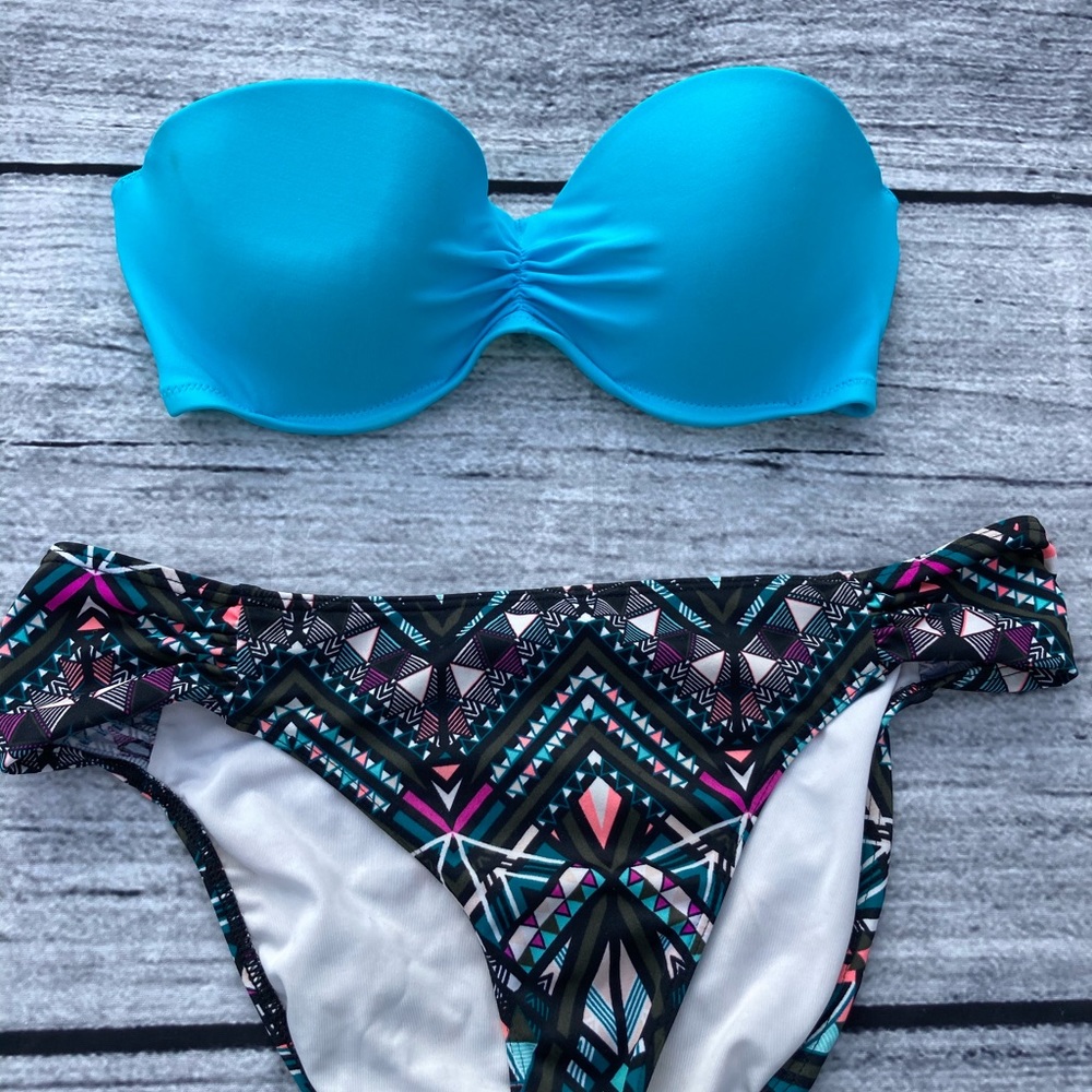 Victoria’s Secret -Pink Bikini bathing suit(S :32D